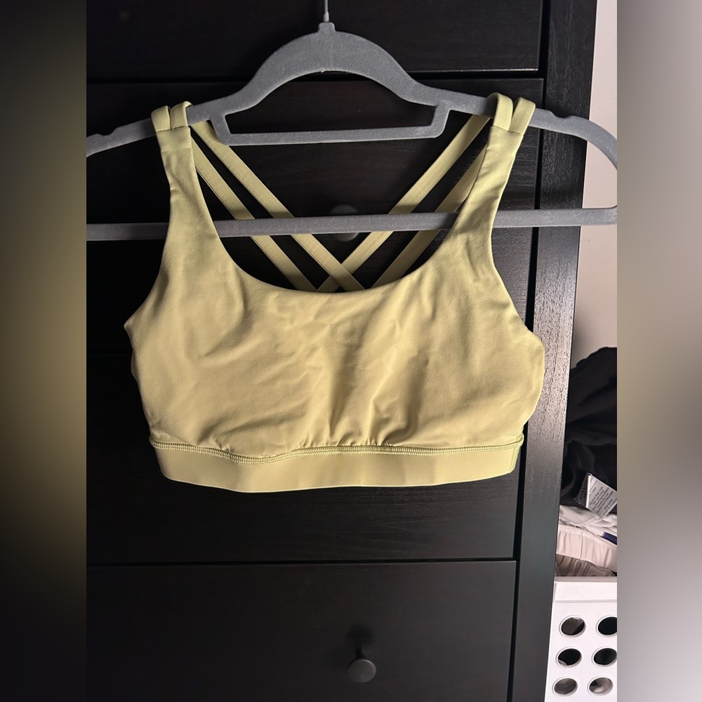 Cute green Lululemon sports bra.